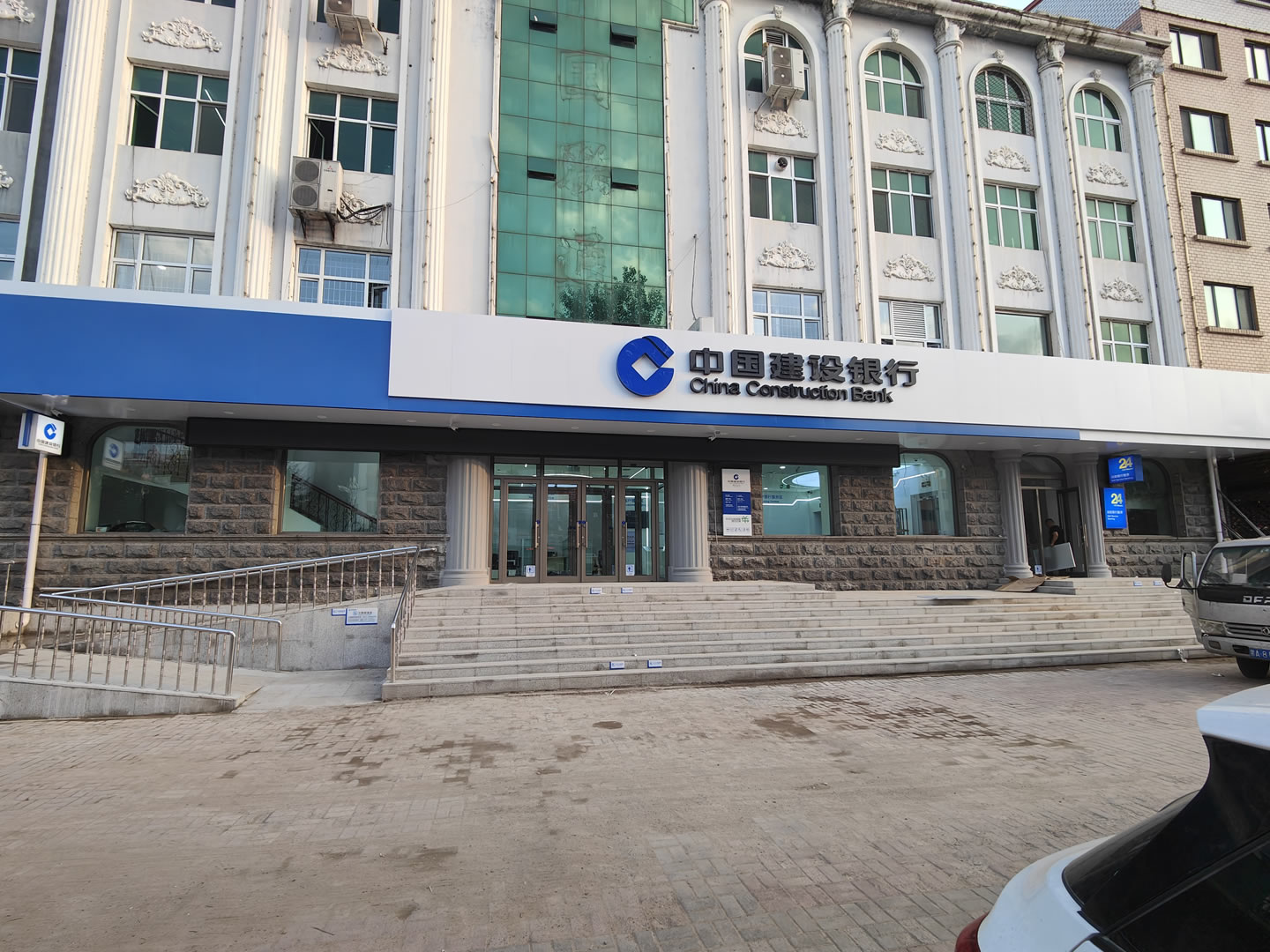 建行通河支行标识标牌